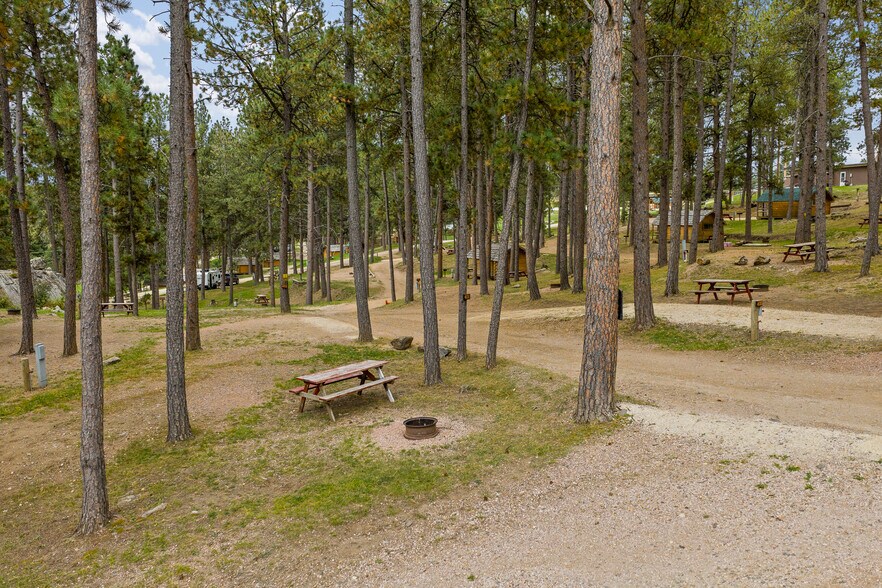 More Photos Of 1116 N 5th St, Custer Trailer Camper Park For Sale