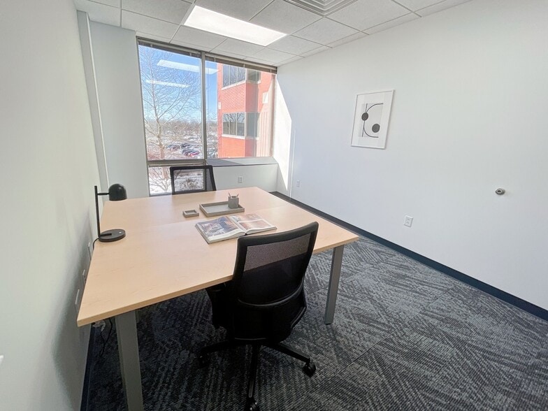 More Photos Of 1690 Sumneytown Pike, Lansdale Office For Lease