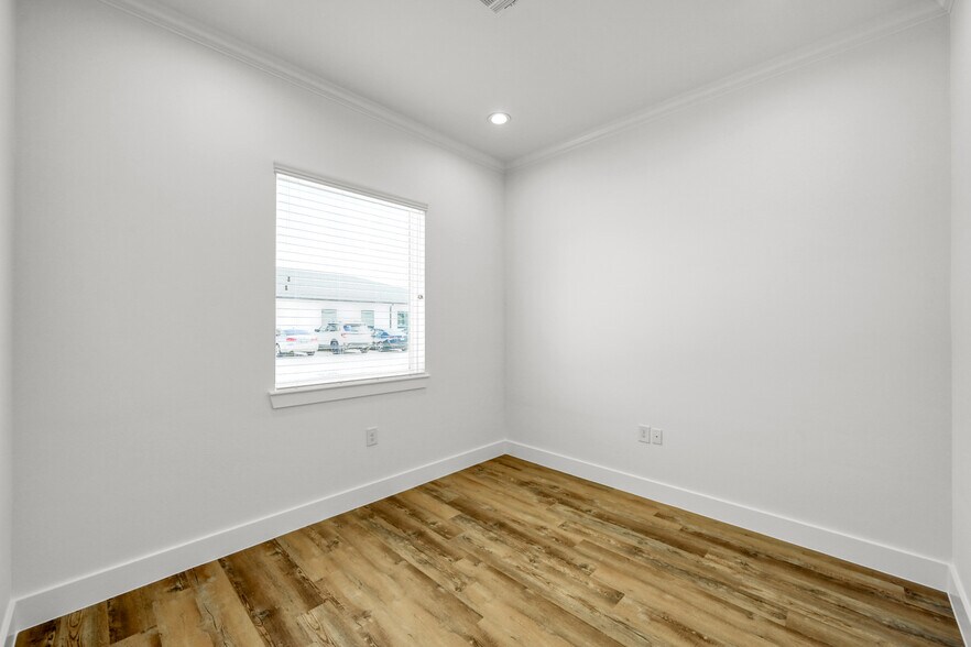 More Photos Of 18930 Kuykendahl Rd, Spring Medical For Lease