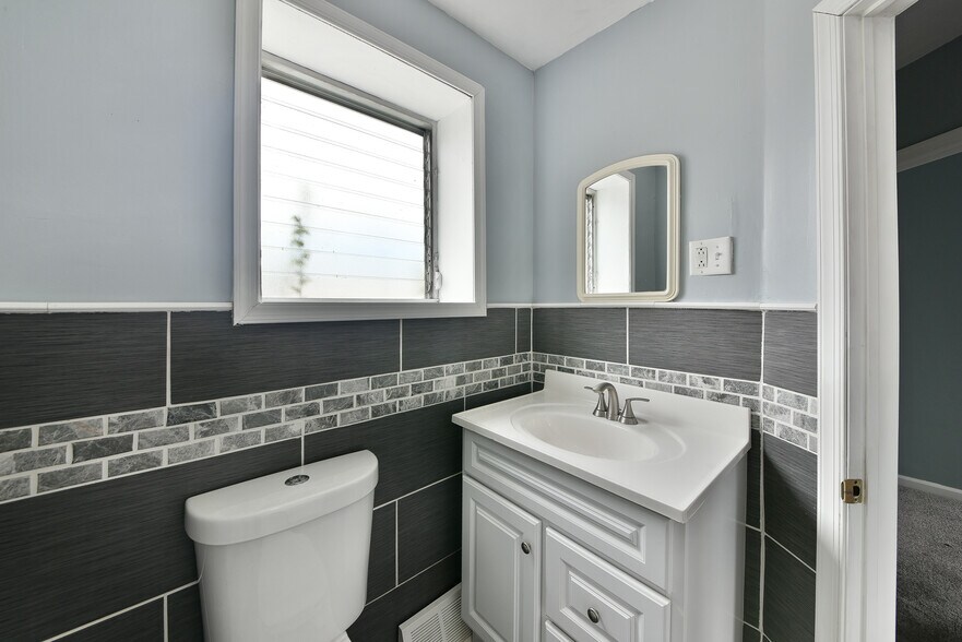 More Photos Of 2554 E Clearfield St, Philadelphia Multifamily For Sale