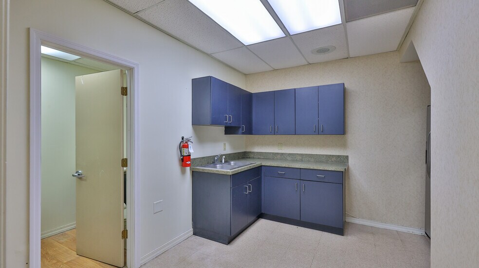 More Photos Of 4 Old Kings Rd N, Palm Coast Medical For Lease