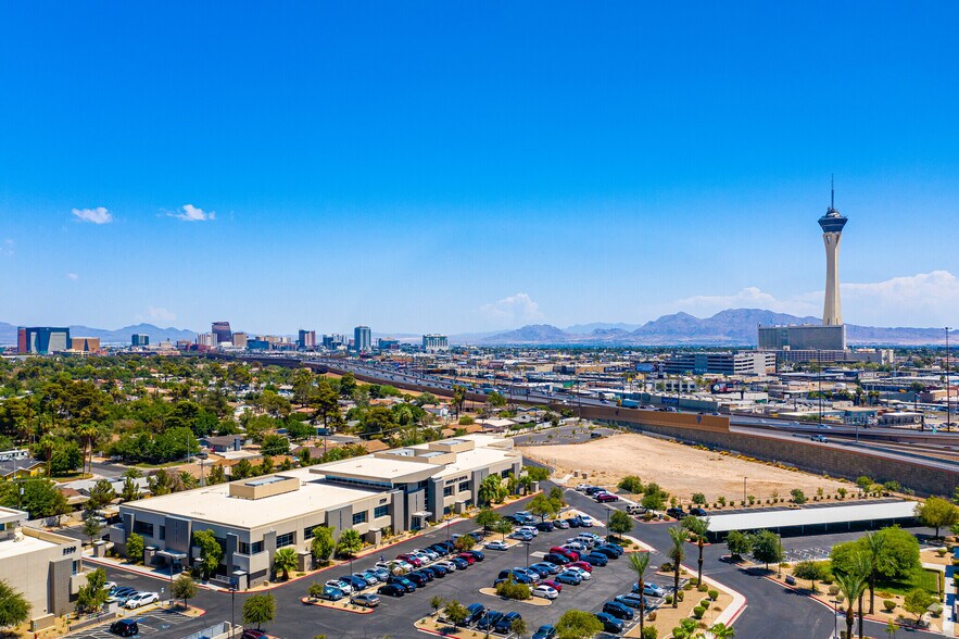 More Photos Of 2200 S Rancho Dr, Las Vegas Office For Lease