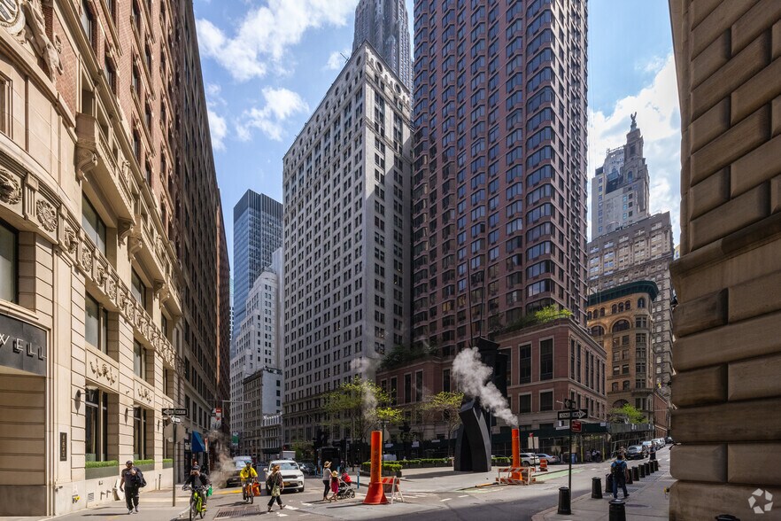 More Photos Of 80 Maiden Ln, New York Office For Lease