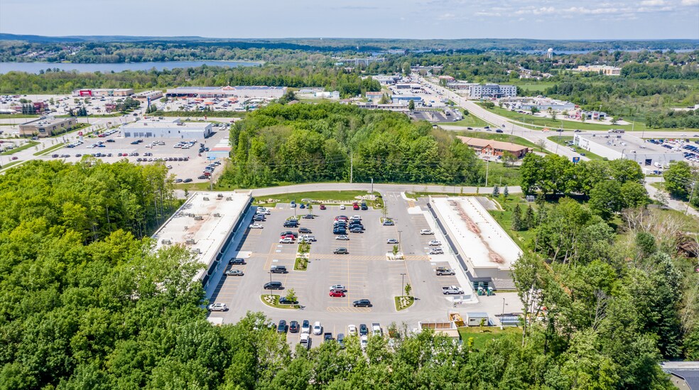 More Photos Of 611 Prospect Blvd, Midland Office For Lease