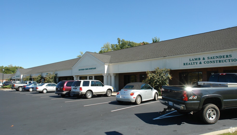 More Photos Of 1022 Hutton Ln, High Point Office For Lease