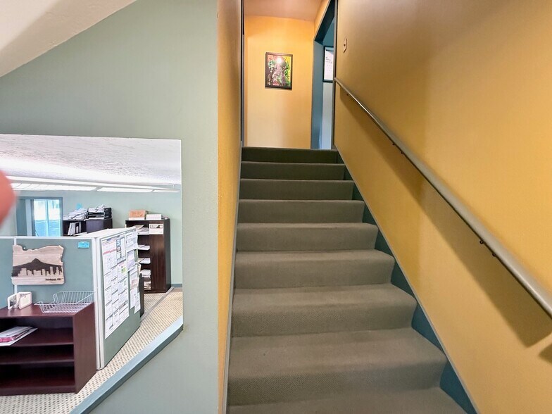 More Photos Of 3501-3511 SE Milwaukie Ave, Portland Office For Sale