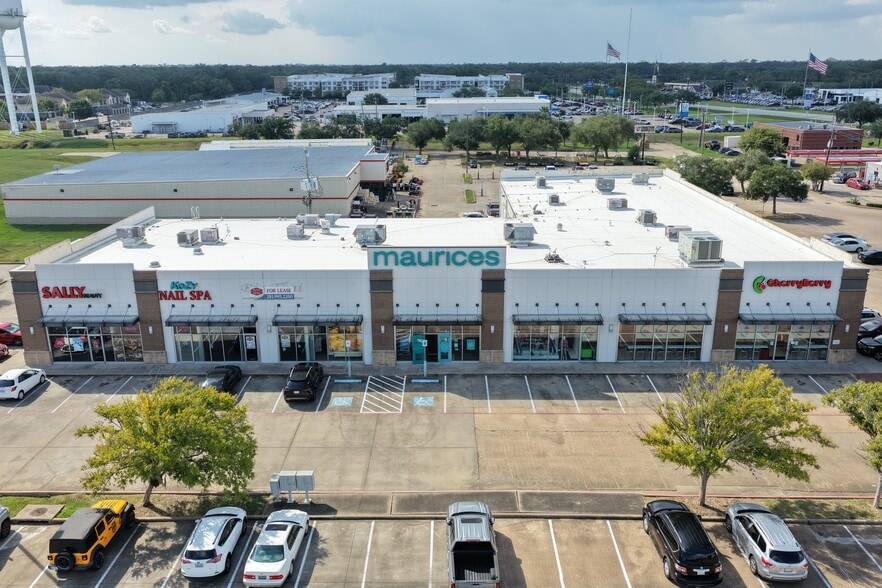 More Photos Of 201 Highway 332, Lake Jackson Unknown For Lease