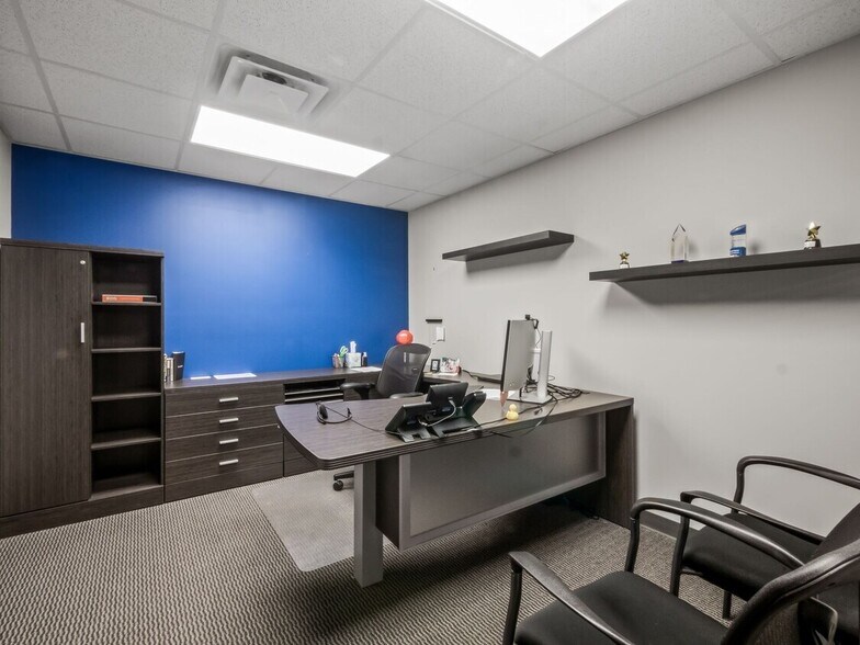 More Photos Of 38765-38795 Mound Rd, Sterling Heights Medical For Lease