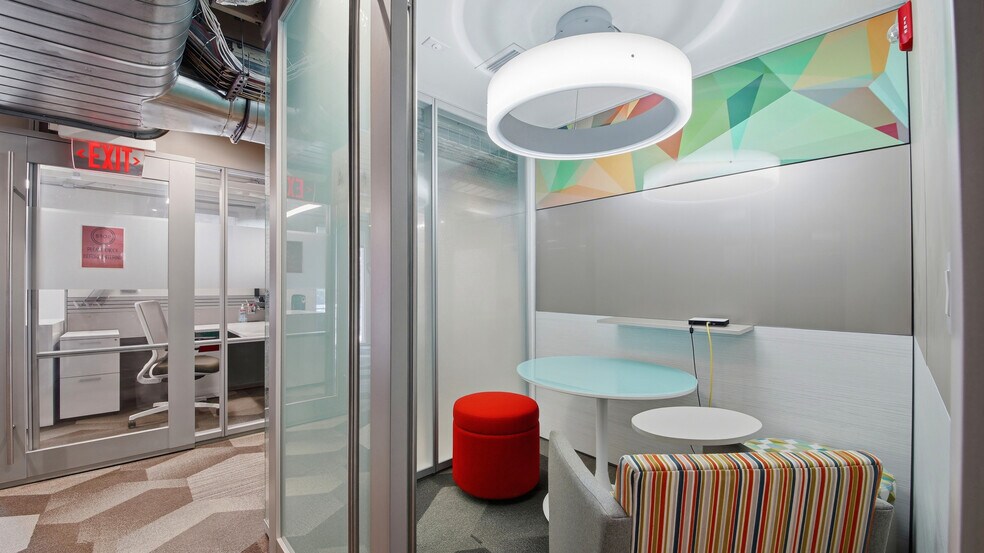 More Photos Of 2301 Caroline St, Houston Office For Sale