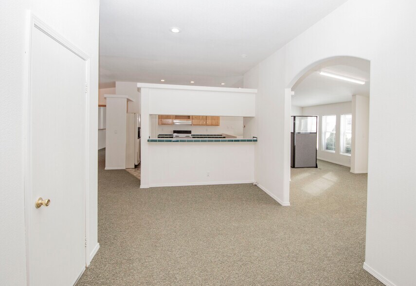 More Photos Of 6885 Bauman St, Bonners Ferry Office Residential For Lease