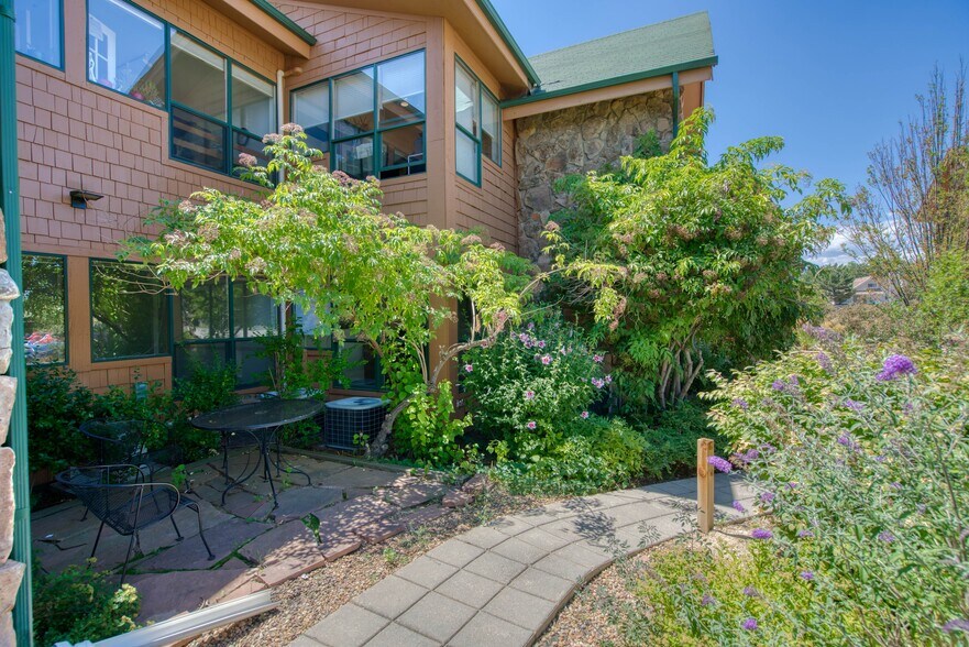 More Photos Of 3015 47th St, Boulder Medical For Lease