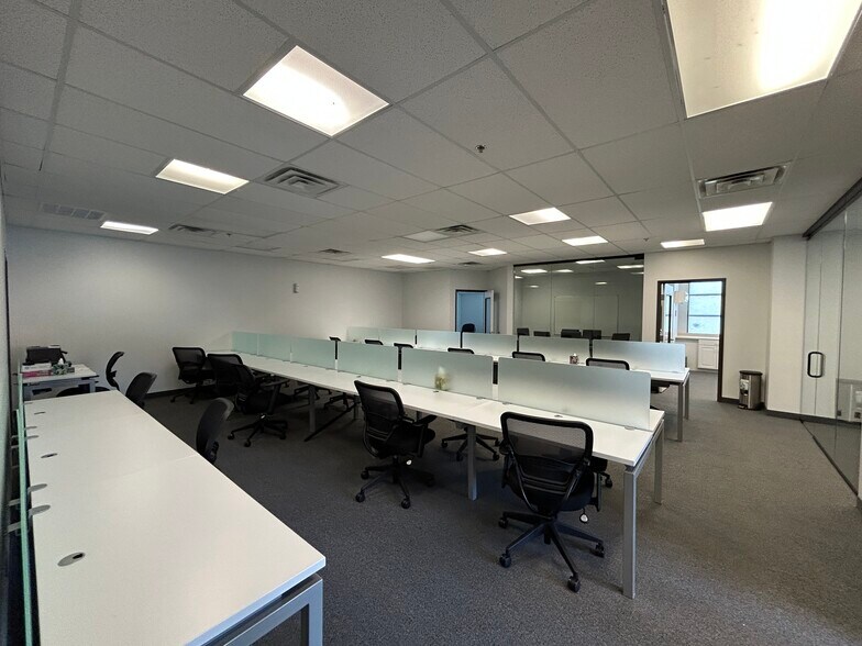 More Photos Of 4700 Dexter Dr, Plano Medical For Lease