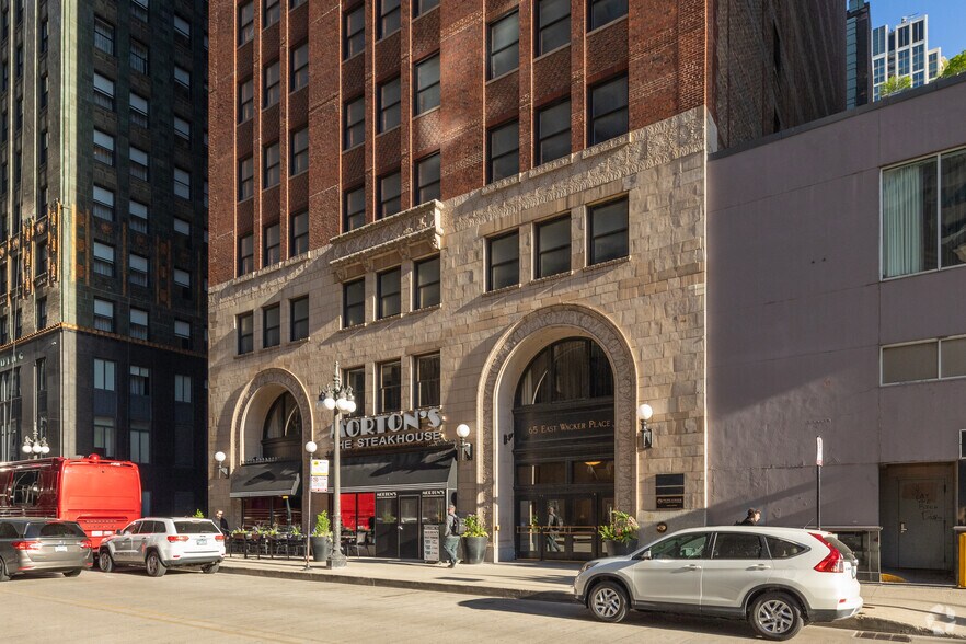 More Photos Of 65 E Wacker Pl, Chicago Office For Lease