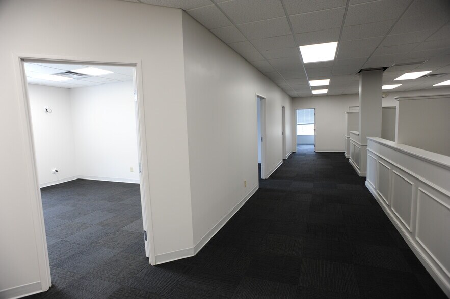 More Photos Of 4100 Horizons Dr, Columbus Office For Lease