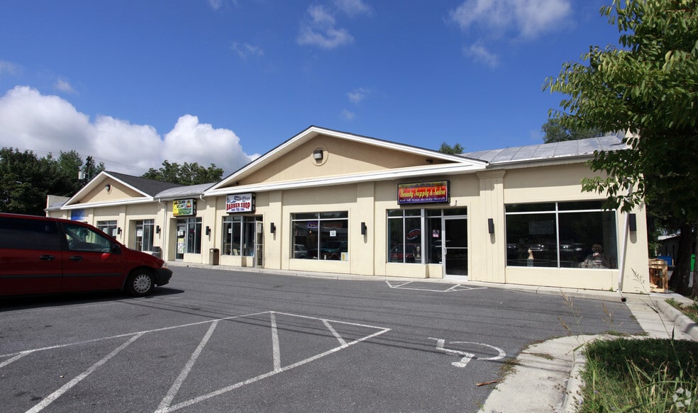 More Photos Of 805 N Loudoun St, Winchester Unknown For Lease