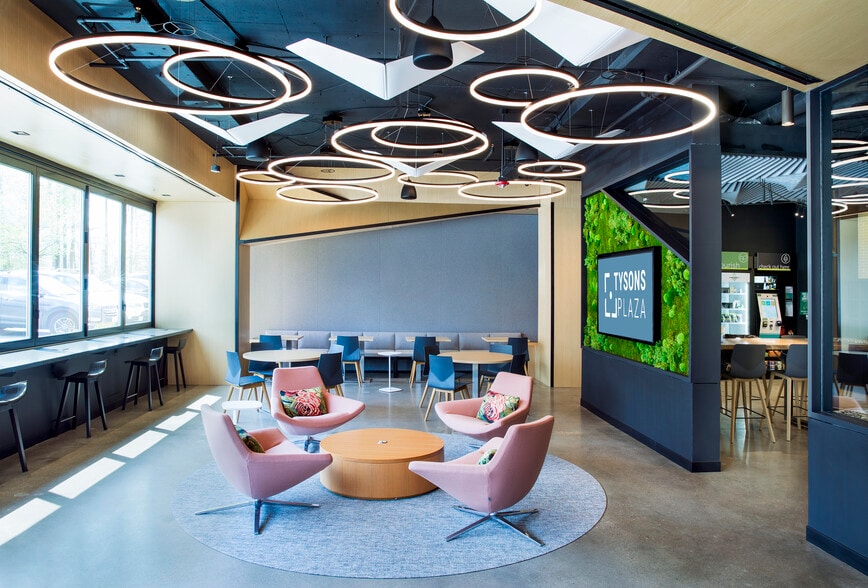 More Photos Of 1410 Spring Hill Rd, McLean Office For Lease