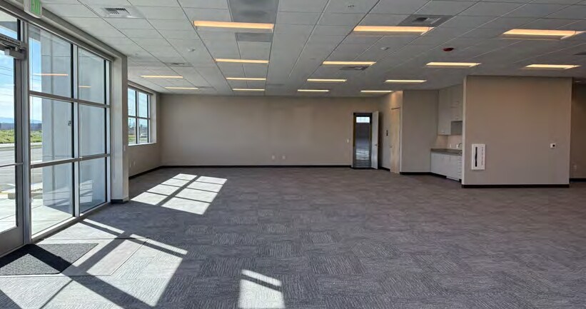 More Photos Of 9215 W Arbor Ave, Tracy Warehouse For Lease
