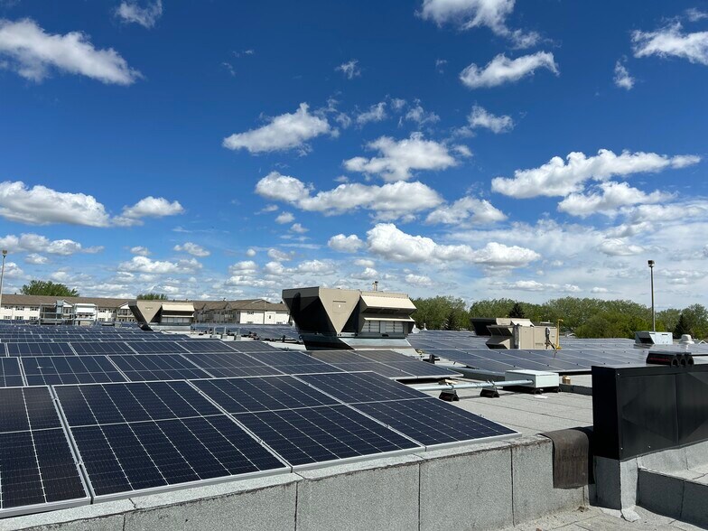 More Photos Of 3725 56 St, Wetaskiwin General Retail For Lease