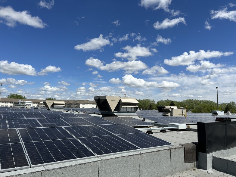 More Photos Of 3725 56 St, Wetaskiwin General Retail For Lease