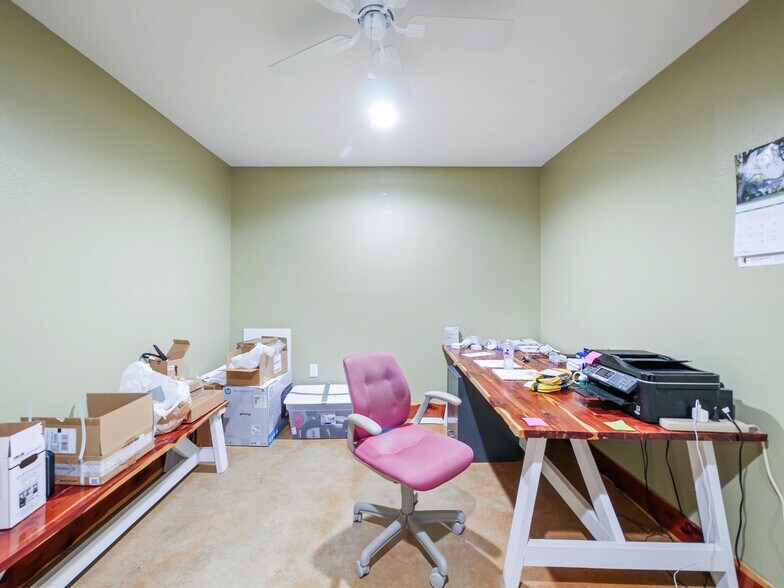 More Photos Of 55 Heritage Rd, Gordonville Office Residential For Sale