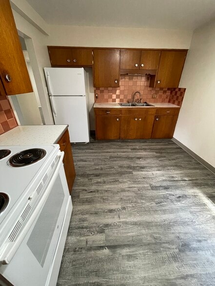 More Photos Of 7250-7270 Newton St, Westminster Apartments For Sale
