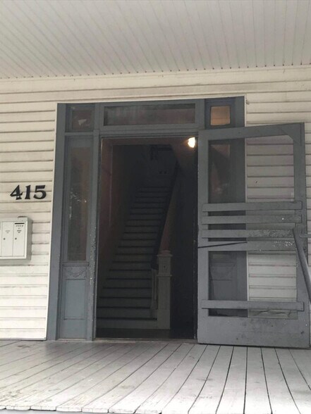 More Photos Of 415 Dewey St, Waycross Apartments For Sale
