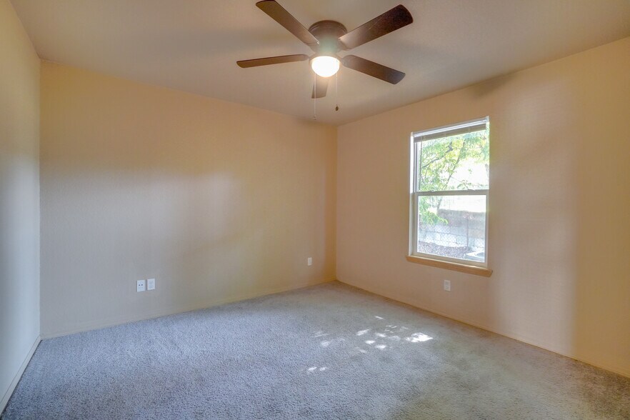 More Photos Of 1900 S Z St, Fort Smith Apartments For Sale