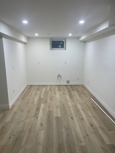 More Photos Of 434 Royal York Rd, Toronto Storefront Retail Residential For Lease
