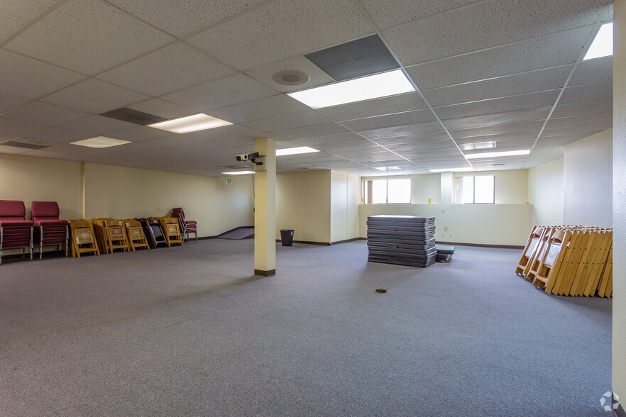 More Photos Of 33551 County Road 37, Kiowa Office For Lease