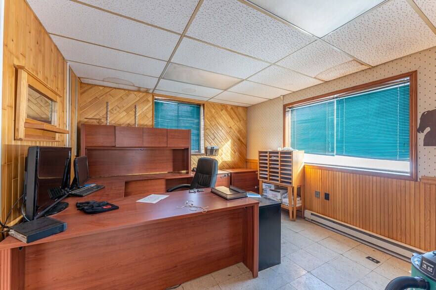 More Photos Of 4097 53 Hwy, Eveleth Manufacturing For Sale