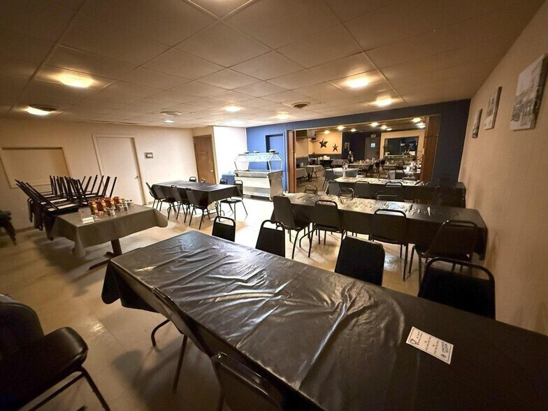More Photos Of 402 Main St, Griswold Restaurant For Sale