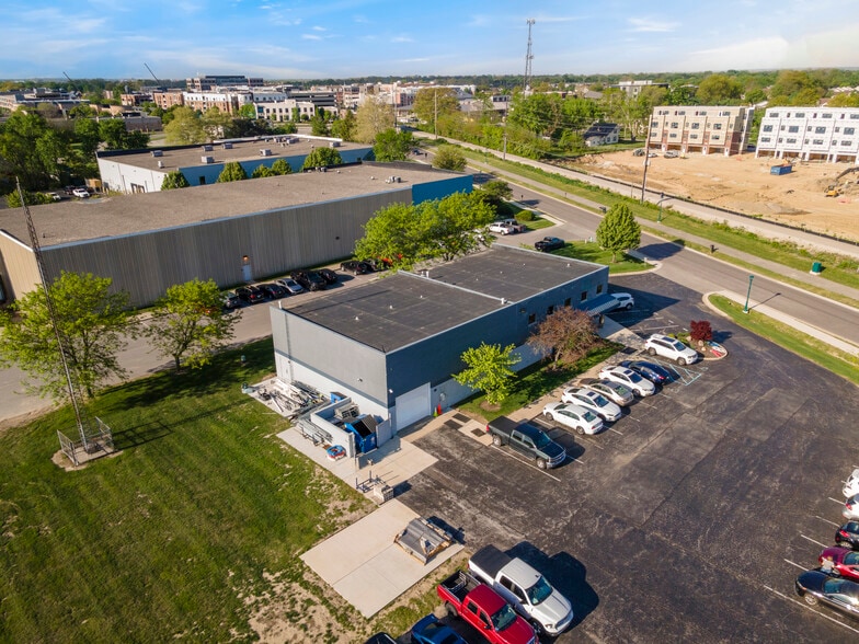 More Photos Of 11837 Technology Dr, Fishers Warehouse For Lease