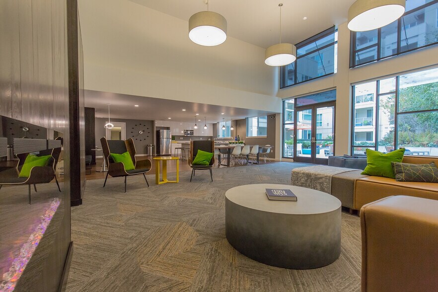 More Photos Of 1250 E Burnside St, Portland Apartments For Lease