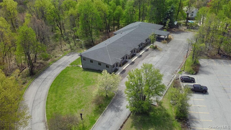 More Photos Of 4 Corwin Ct, Newburgh Medical For Sale