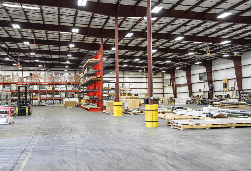 More Photos Of 265 Castleberry Industrial Dr, Cumming Warehouse For Lease