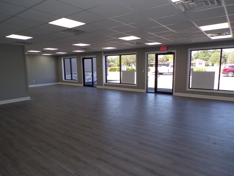 More Photos Of 845-845 N Florida Ave, Lakeland General Retail For Sale