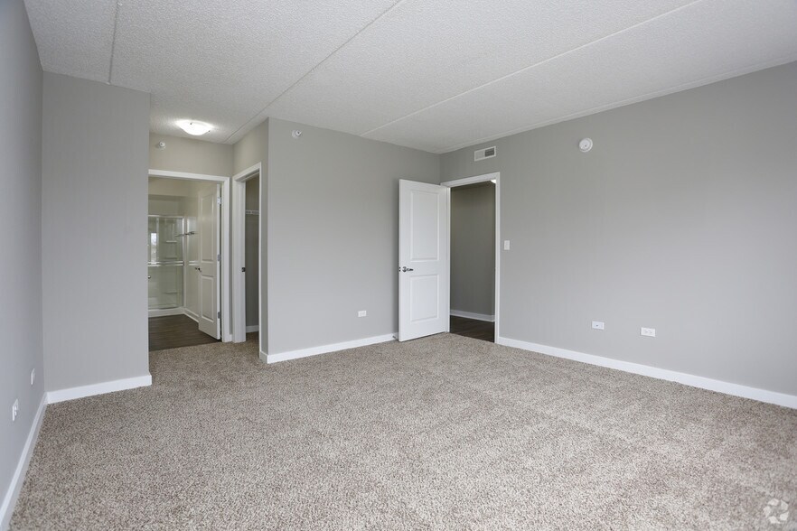 More Photos Of 1255 Town Center Rd, Vernon Hills Apartments For Lease
