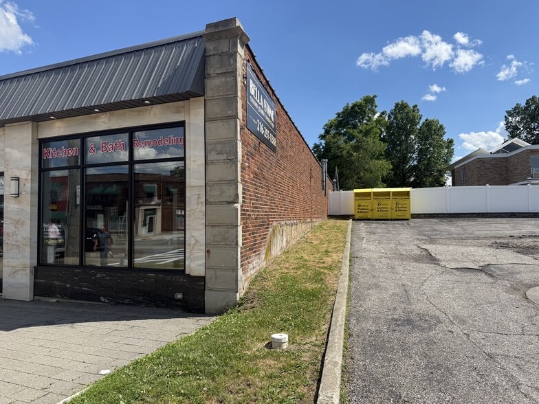 More Photos Of 4418 Mayfield Rd, Cleveland Freestanding For Sale