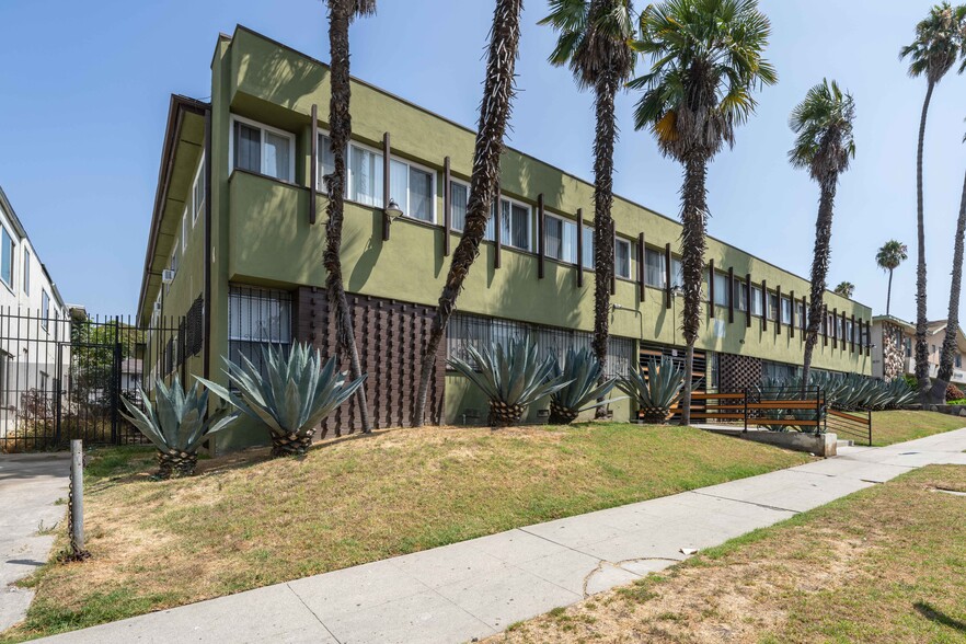 Primary Photo Of 4024 Nicolet Ave, Los Angeles Apartments For Sale