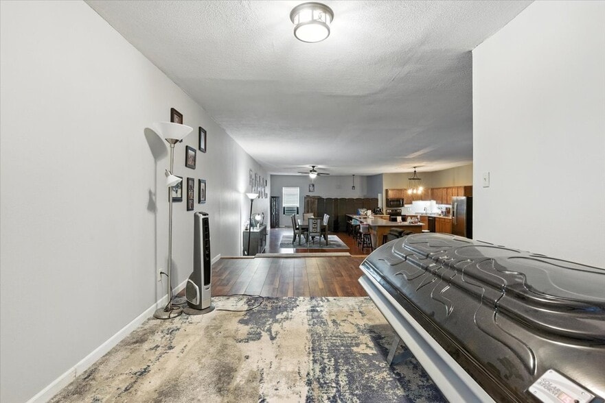 More Photos Of 501-503 Iowa Ave, Essex Storefront Retail Residential For Sale