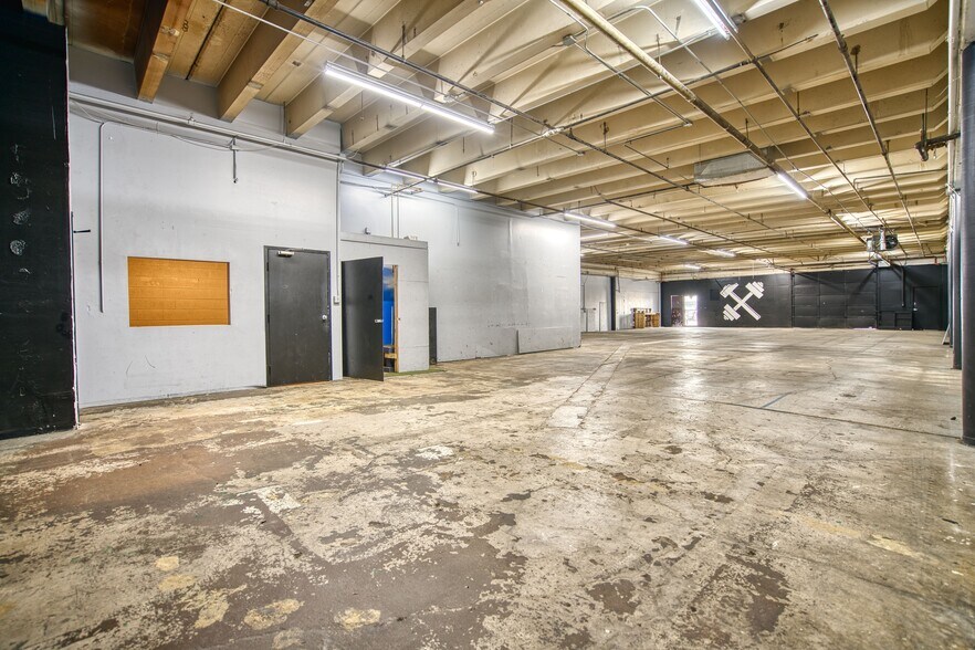 More Photos Of 555 Alter St, Broomfield Service For Lease