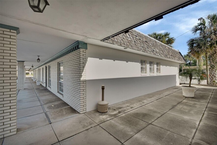 More Photos Of 212 E New York Ave, Deland Office Residential For Sale