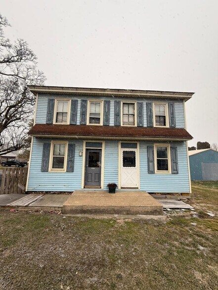 Primary Photo Of 2922 Willow Street Pike, Willow Street Storefront Retail Residential For Lease