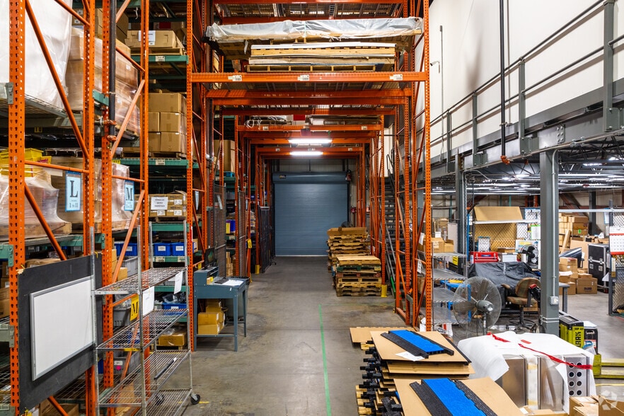 More Photos Of 11 Forest Pky, Shelton Warehouse For Lease