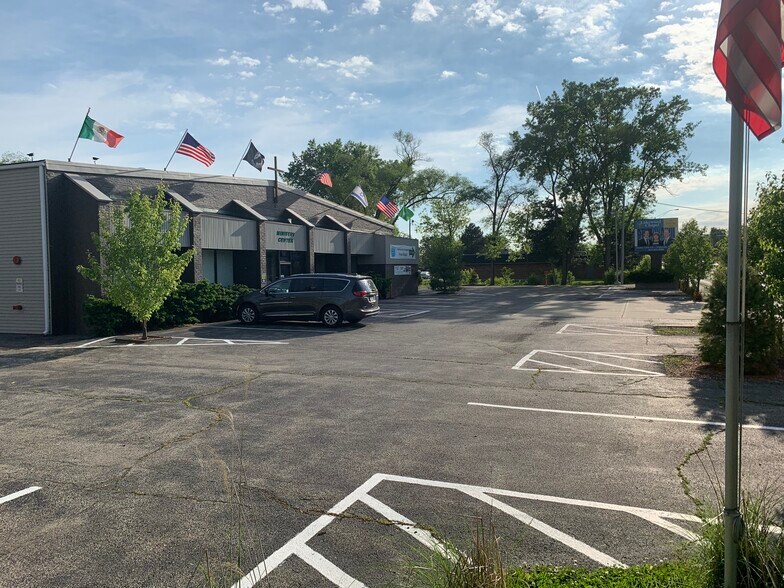 More Photos Of 1307 E Palatine Rd, Arlington Heights Religious Facility For Sale