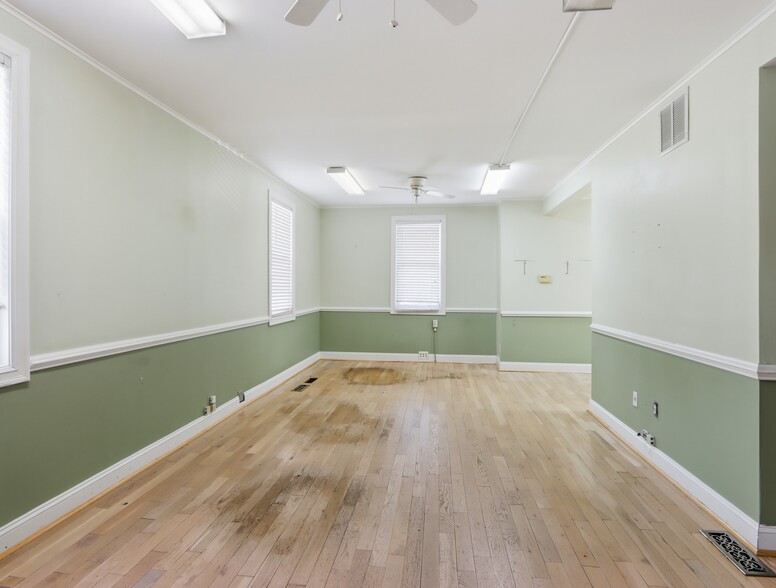 More Photos Of 4405 Leeds Ave, Baltimore Office Residential For Sale