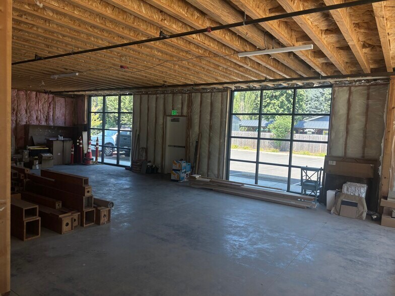 More Photos Of 597 SW 150th Ave, Beaverton Office For Lease