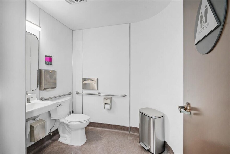 More Photos Of 402 E Main St, Santa Maria Medical For Sale