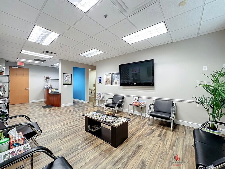 More Photos Of 1507 S Hiawassee Rd, Orlando Medical For Lease