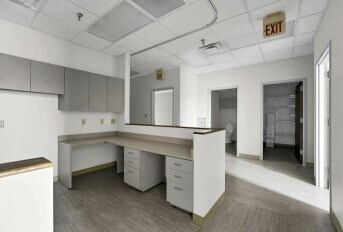 More Photos Of 2497 S Roane St, Harriman Medical For Sale